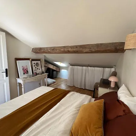Apartment Nid Douillet Sous Les Toits Bourguignons *